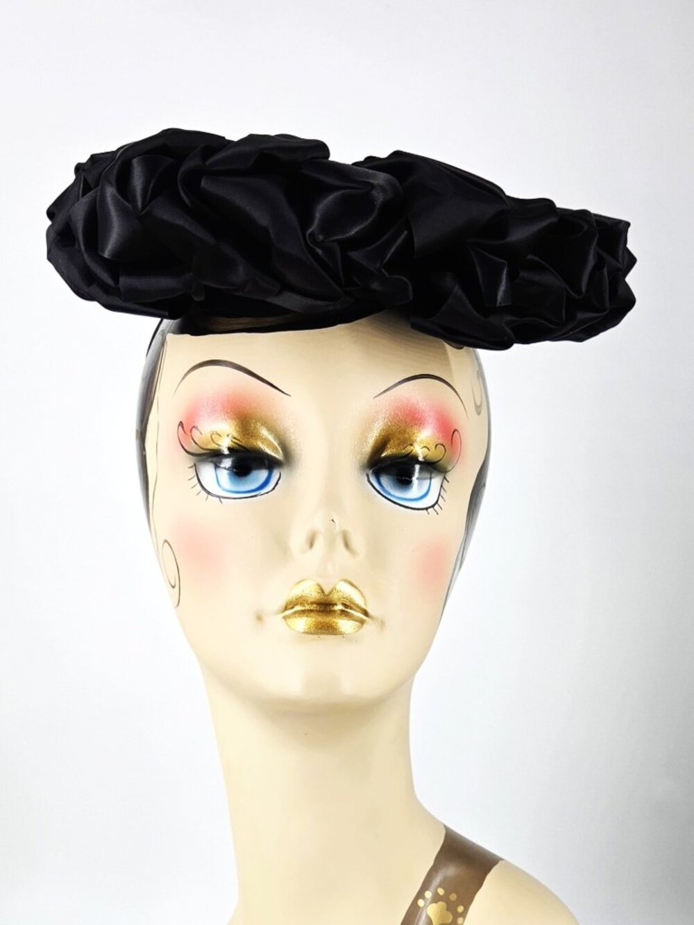 1940s New York Creations Adjustable Label Black Satin Ribbon Ruffle Cocktail Hat
